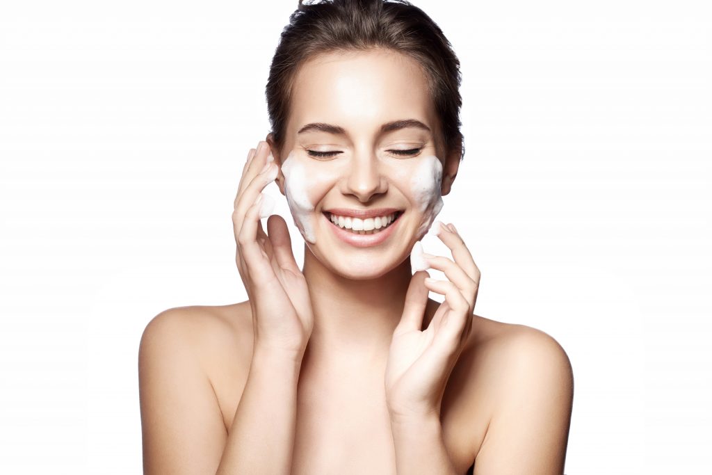 What Are the Benefits of Washing Your Face? Medical Bulletin